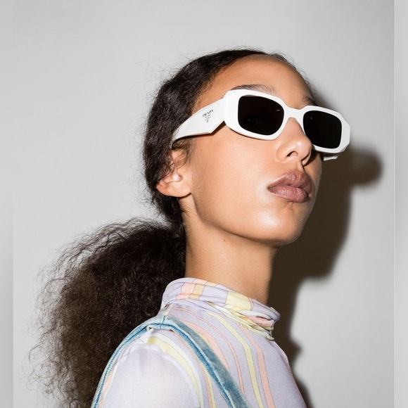 Prada designer sunglasses - Picture 8 of 9